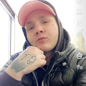 Meet your Posher, Cory